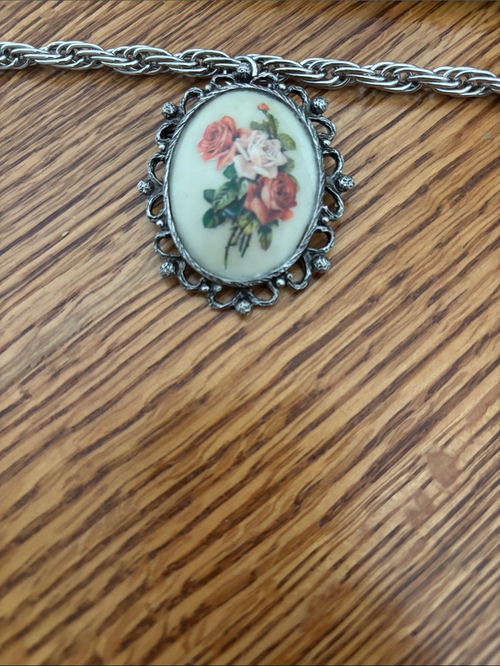 Vintage 1960/1970Whiting and Davis rope chain artisan rose cameo necklace/brooch
